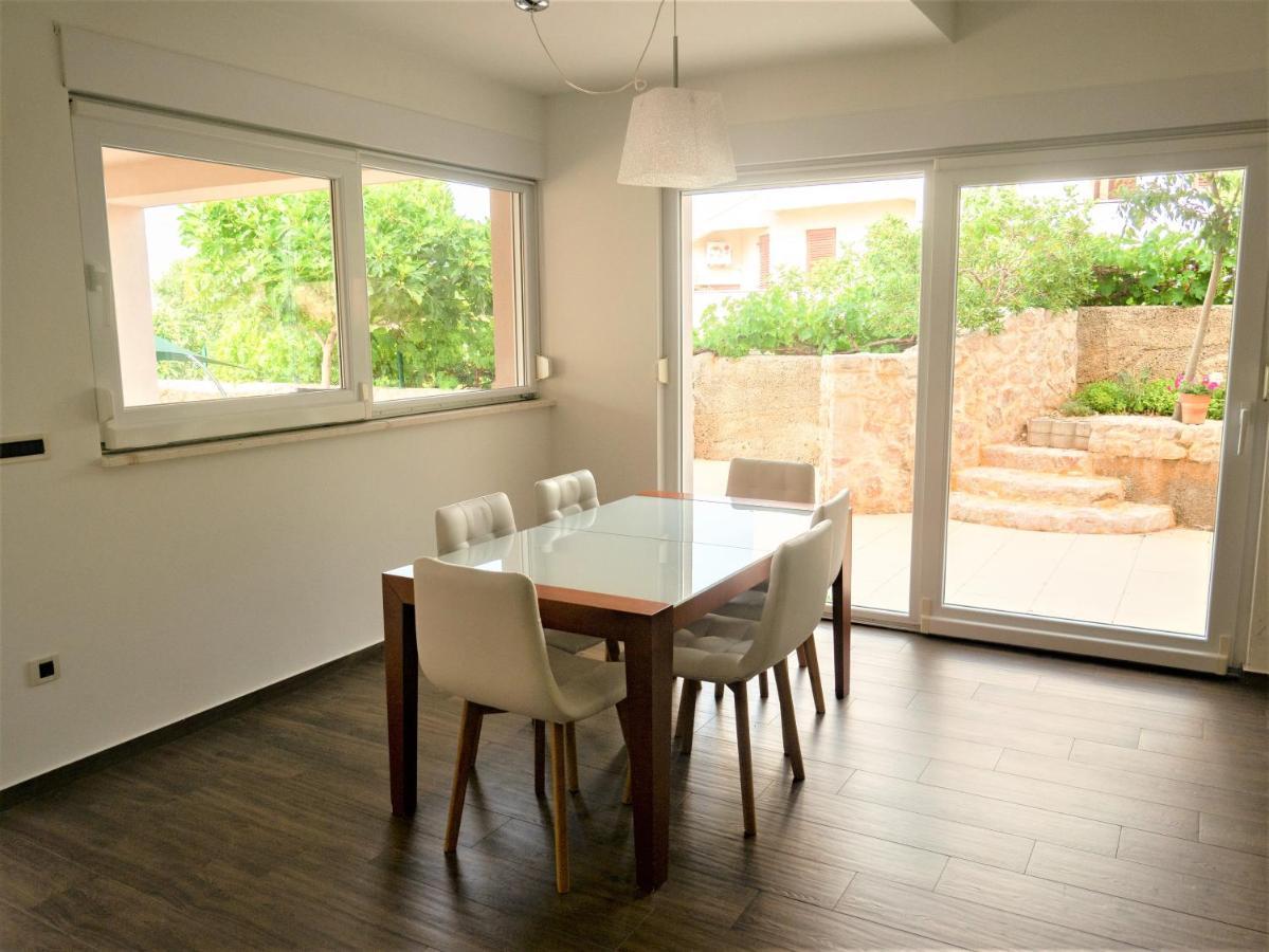 ווינייראץ Apartment Sea&Mountain מראה חיצוני תמונה