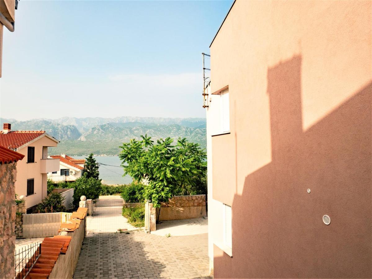 ווינייראץ Apartment Sea&Mountain מראה חיצוני תמונה