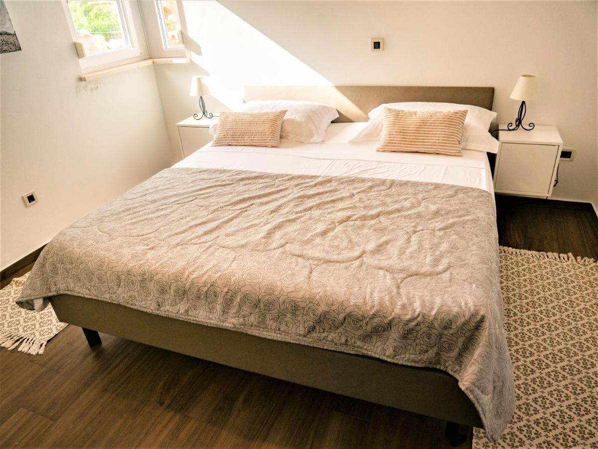 ווינייראץ Apartment Sea&Mountain מראה חיצוני תמונה